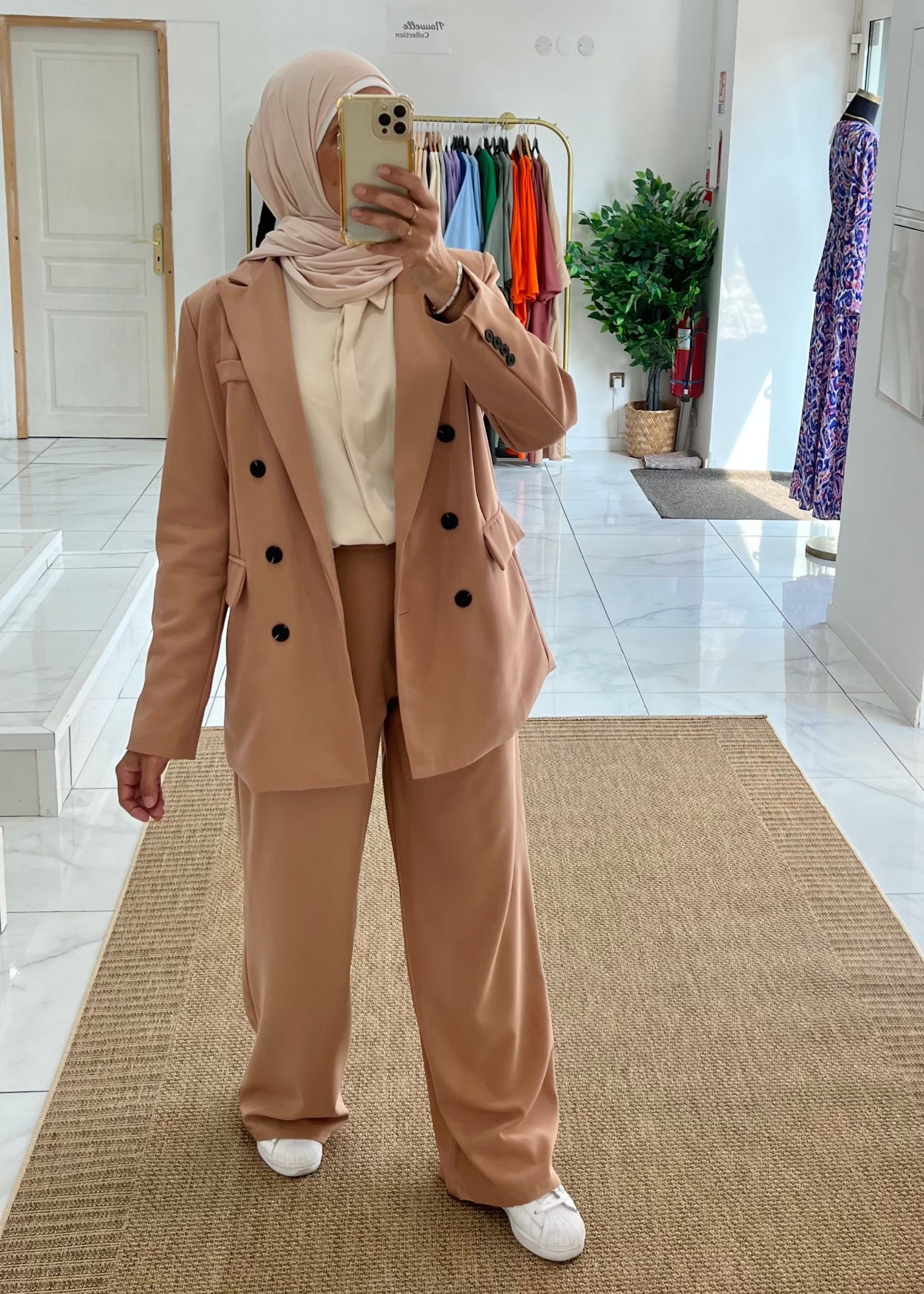 Veste de tailleur camel Veste de tailleur camel