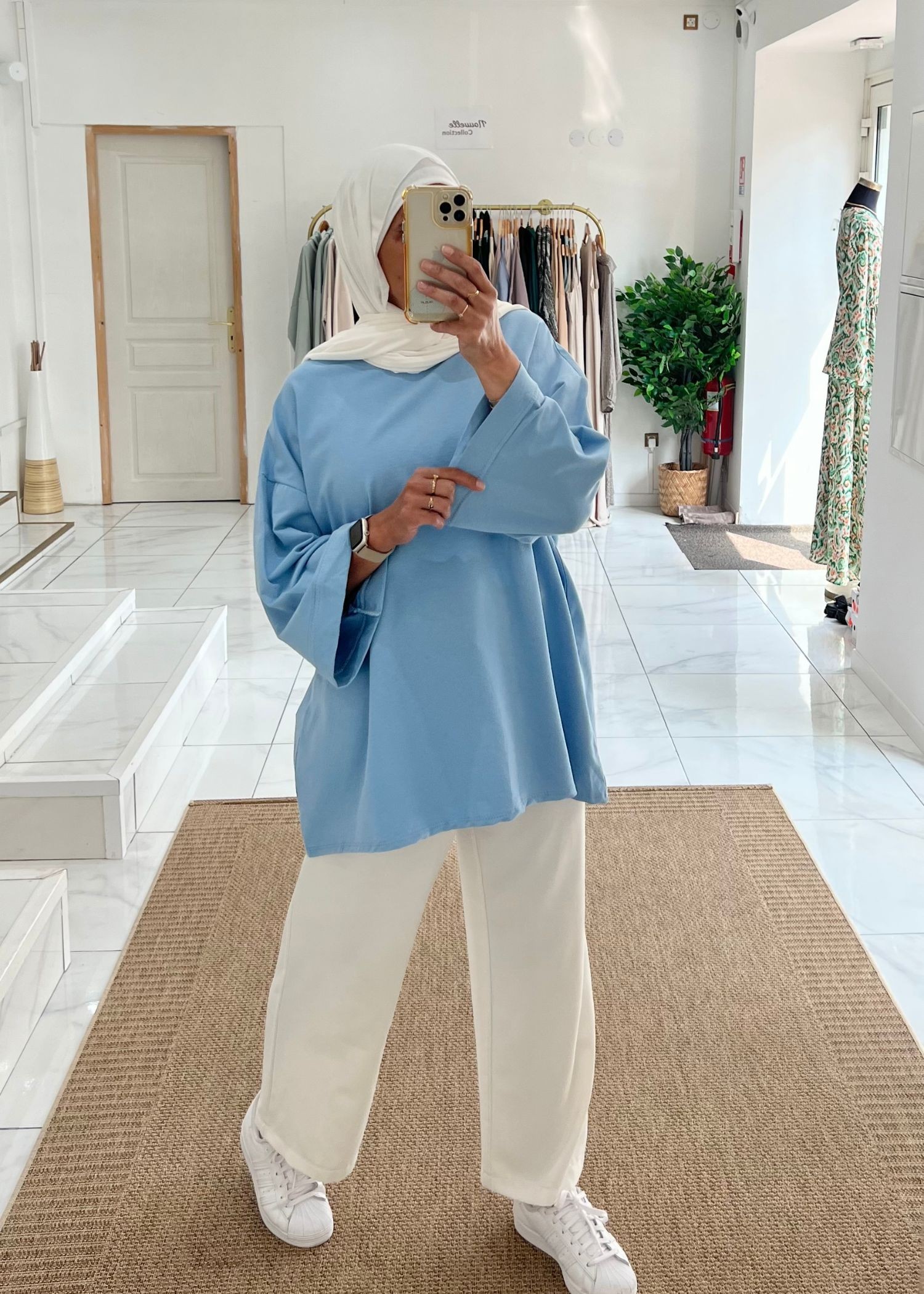 Tee-shirt over bleu Tee-shirt over bleu