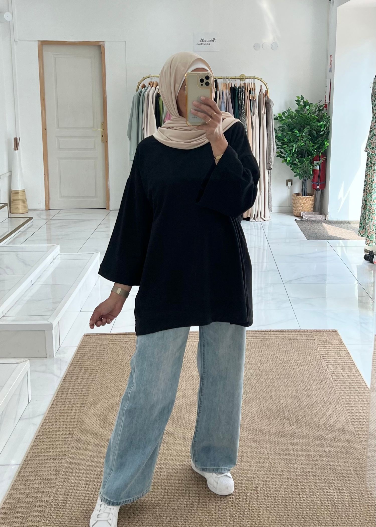 Tee-shirt over noir Tee-shirt over noir