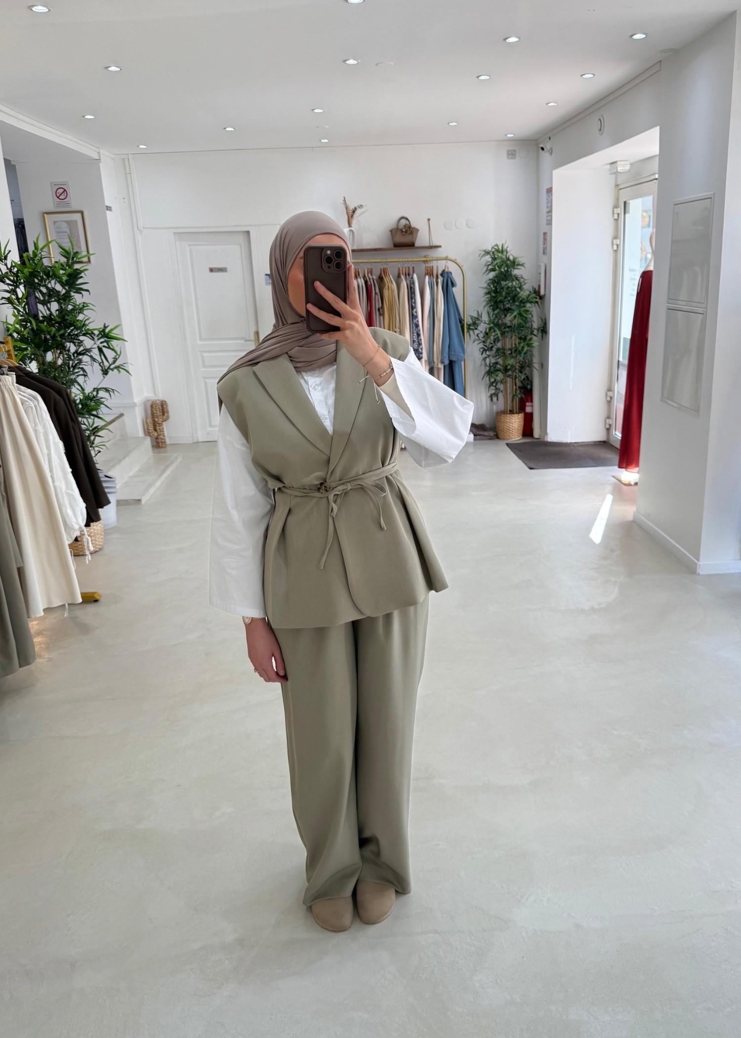 Pantalon Callie large vert tilleul