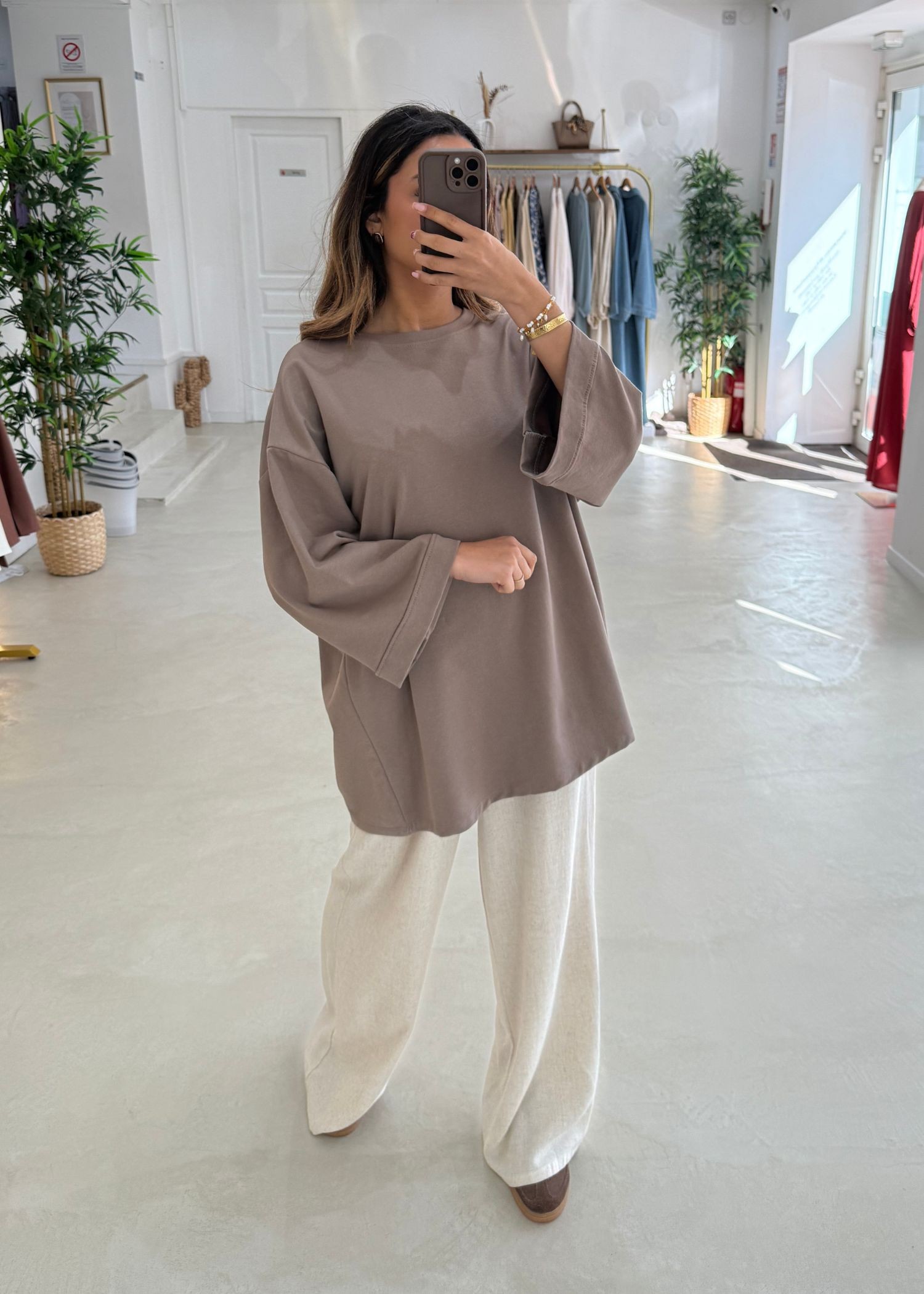 Tee-shirts over taupe