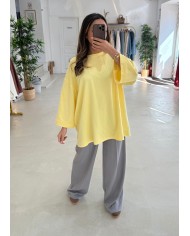 Tee-shirt over bordeaux