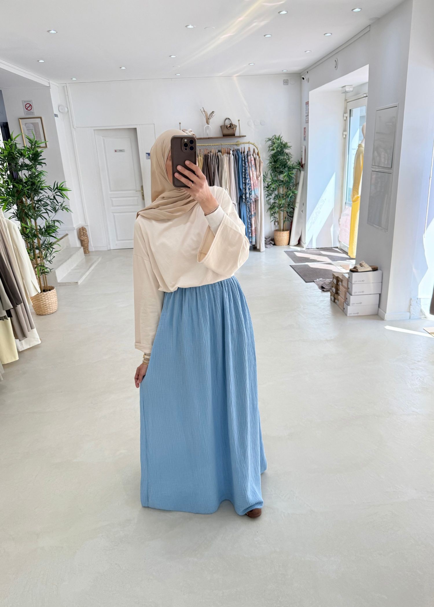 Jupe gaz de coton bleu ciel Jupe gaz de coton bleu ciel