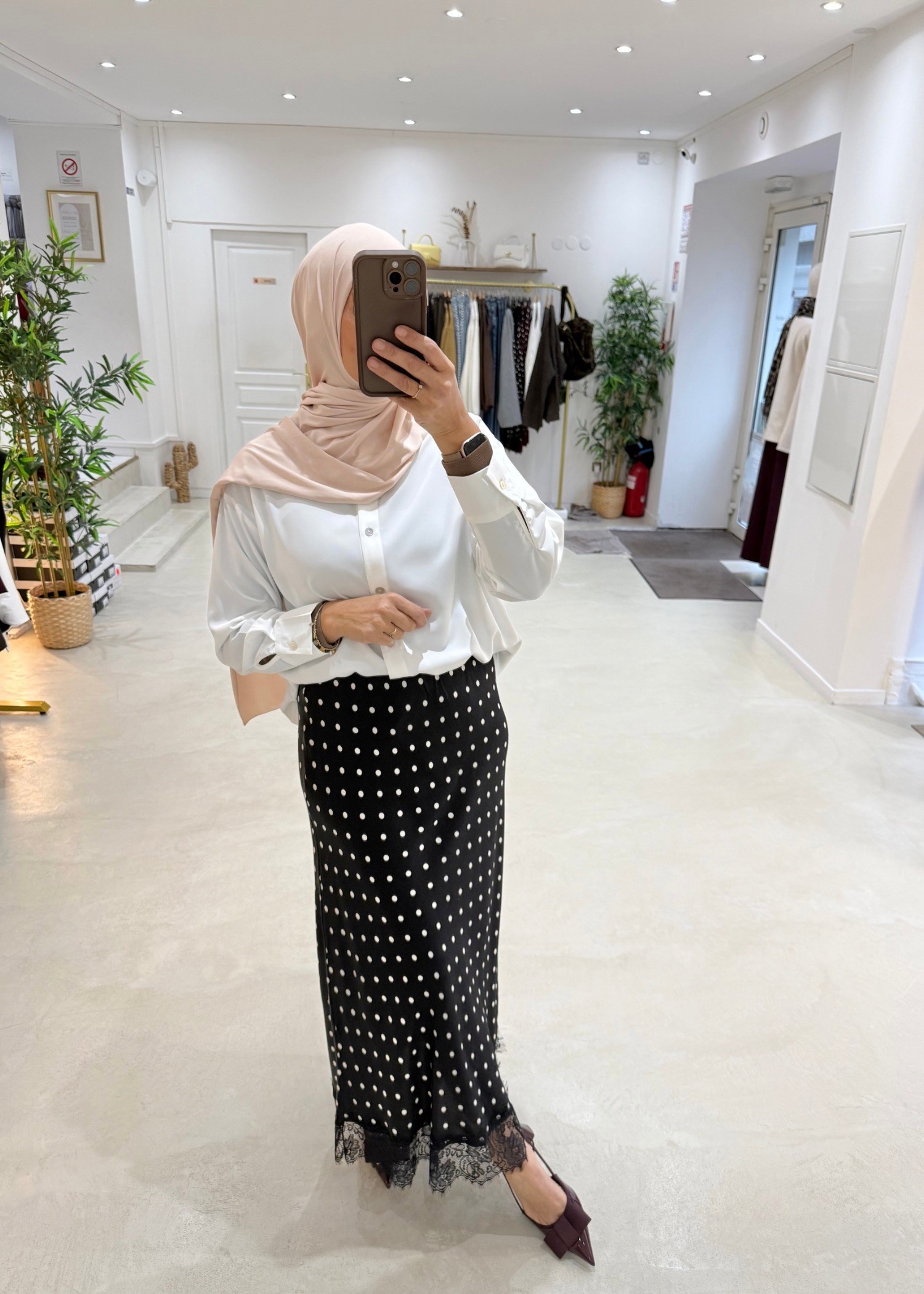 Jupe à pois et dentelle ( 3coloris) Jupe à pois et dentelle ( 3coloris)