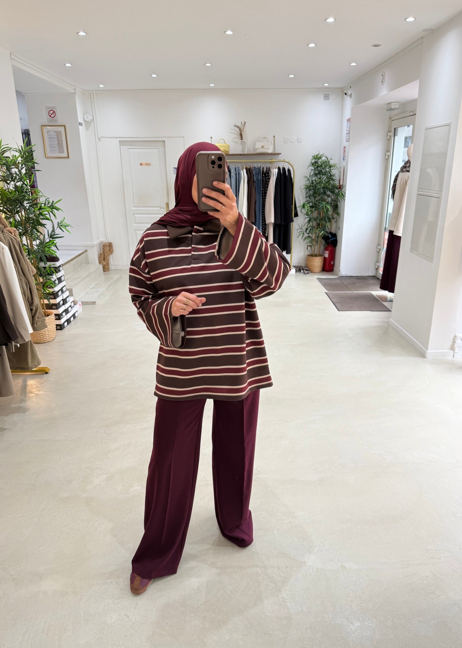 Pantalon classique bordeaux