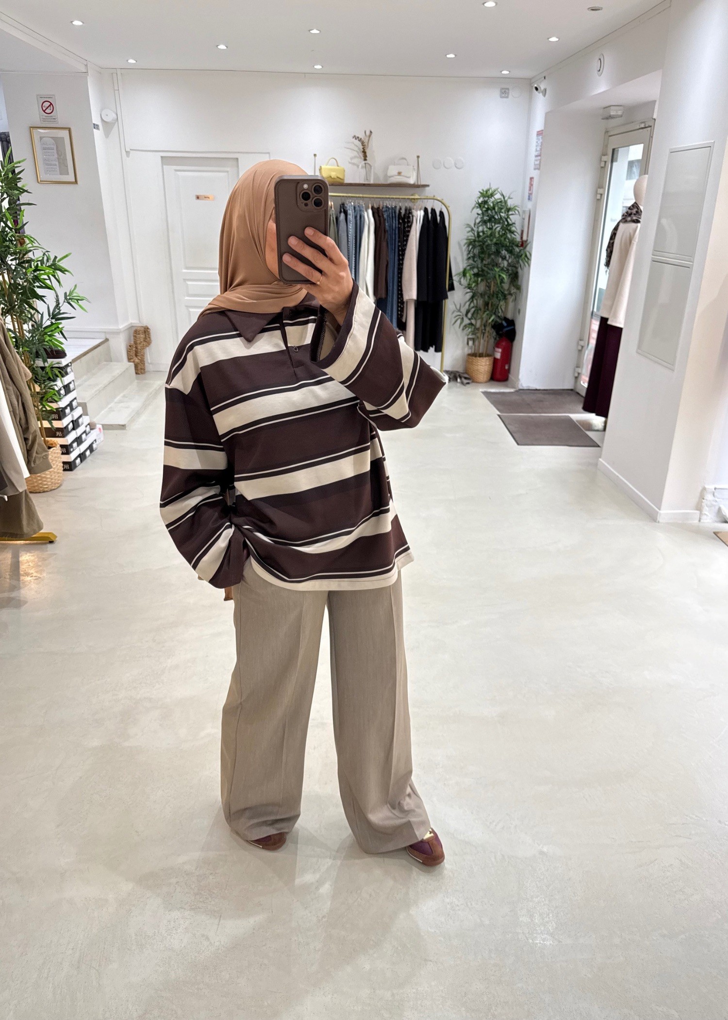 Pantalon classique taupe