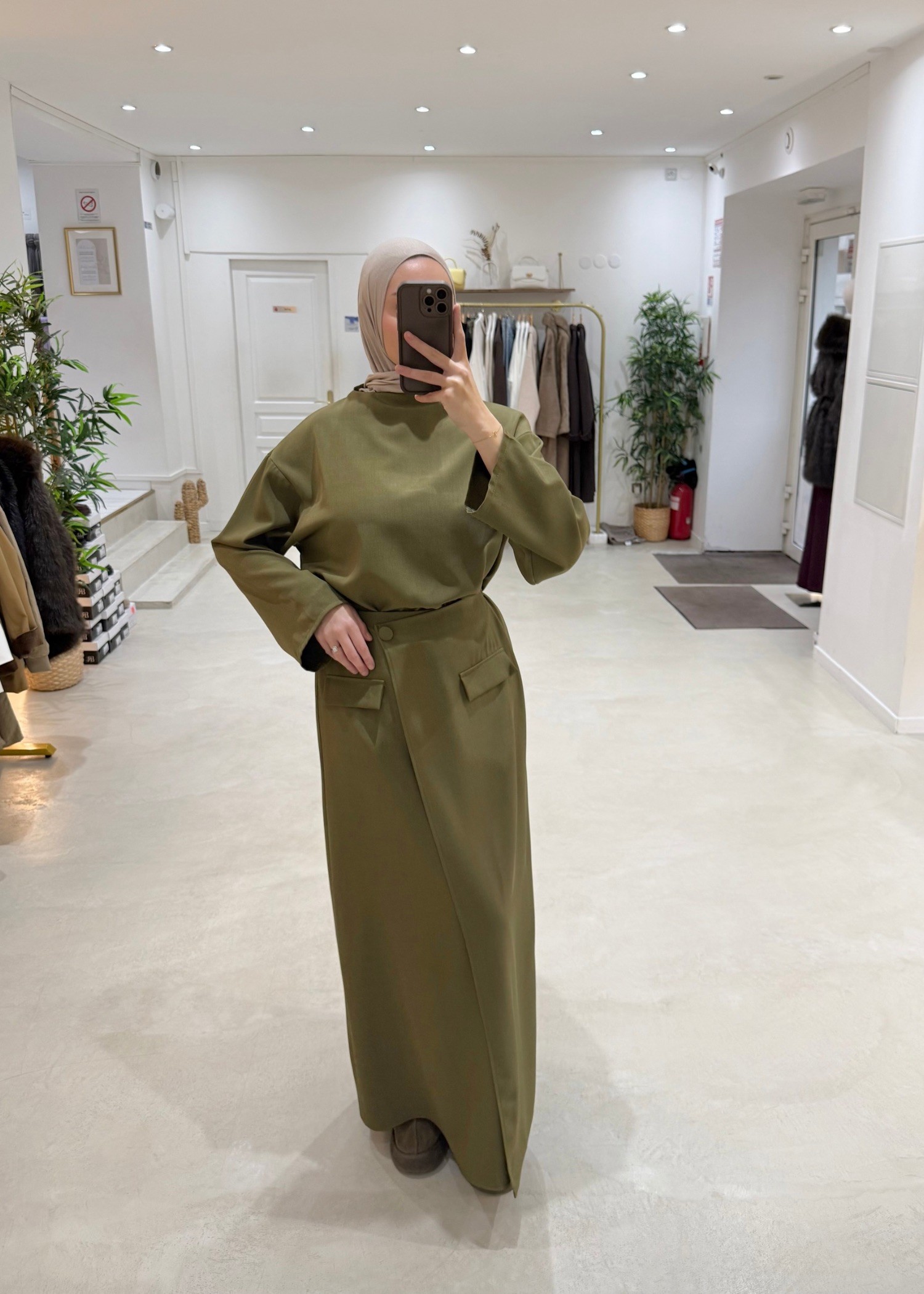 Ensemble Klelia olive