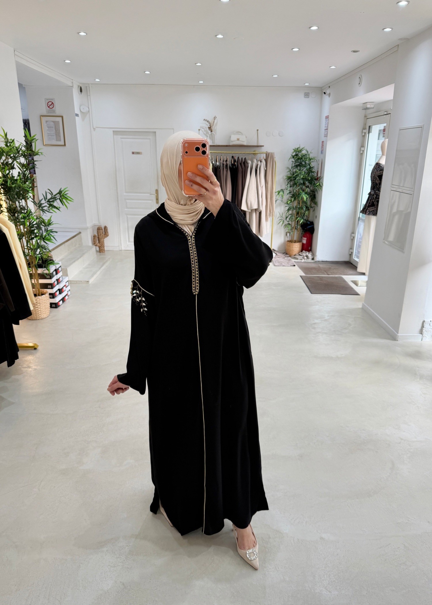 Abaya Qamar perlé noir