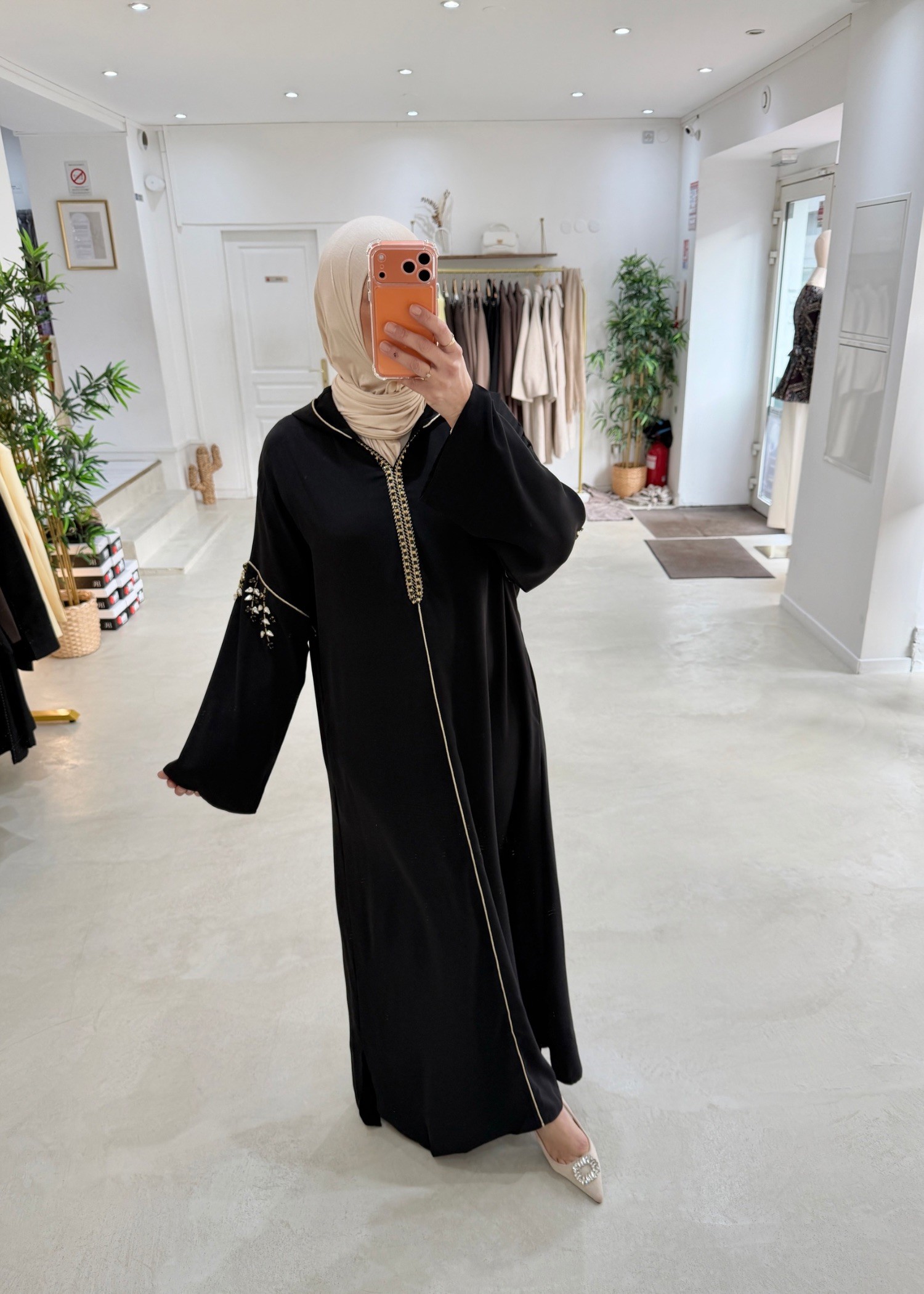 Abaya Qamar perlé noir