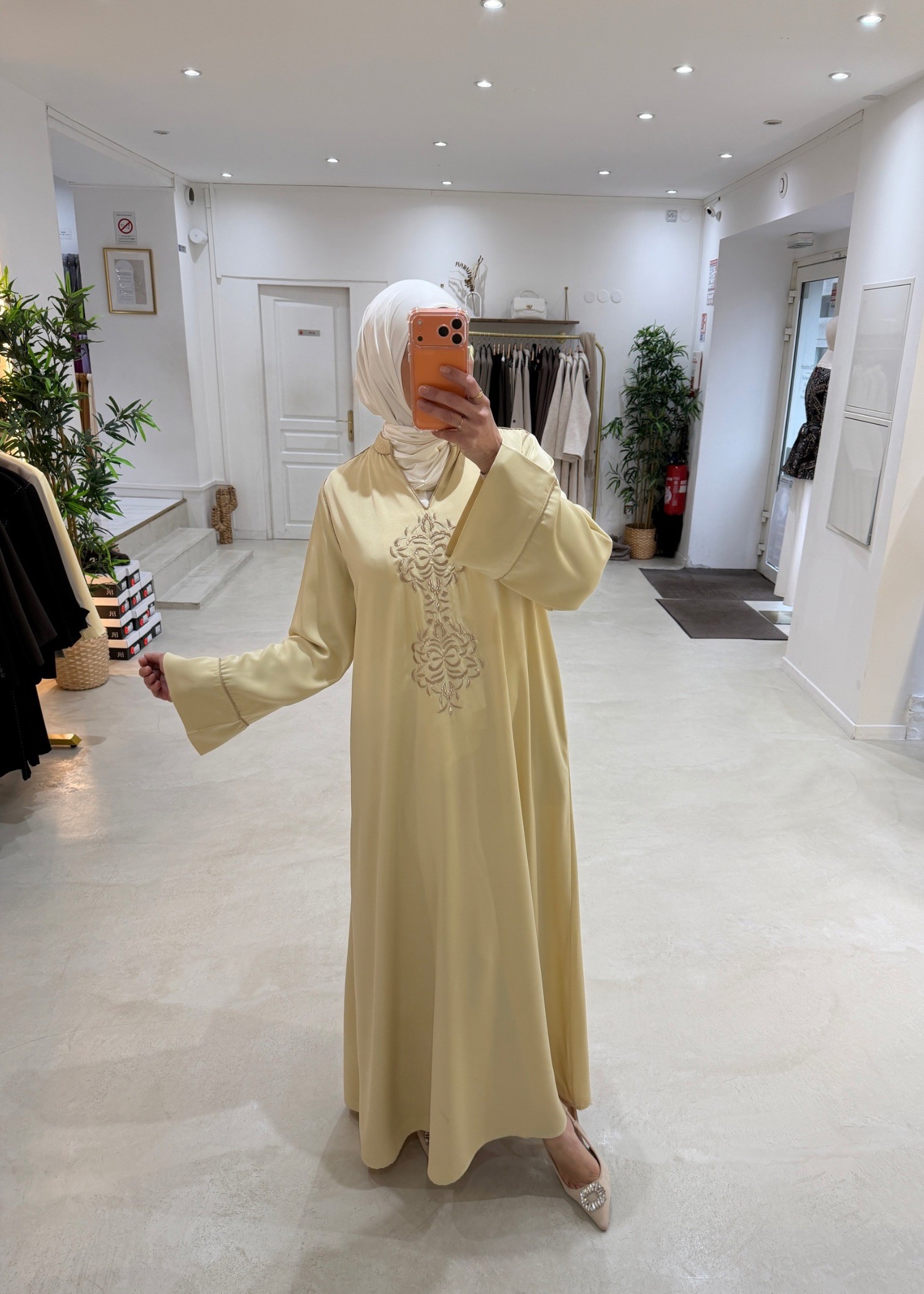 Abaya Amal yellow