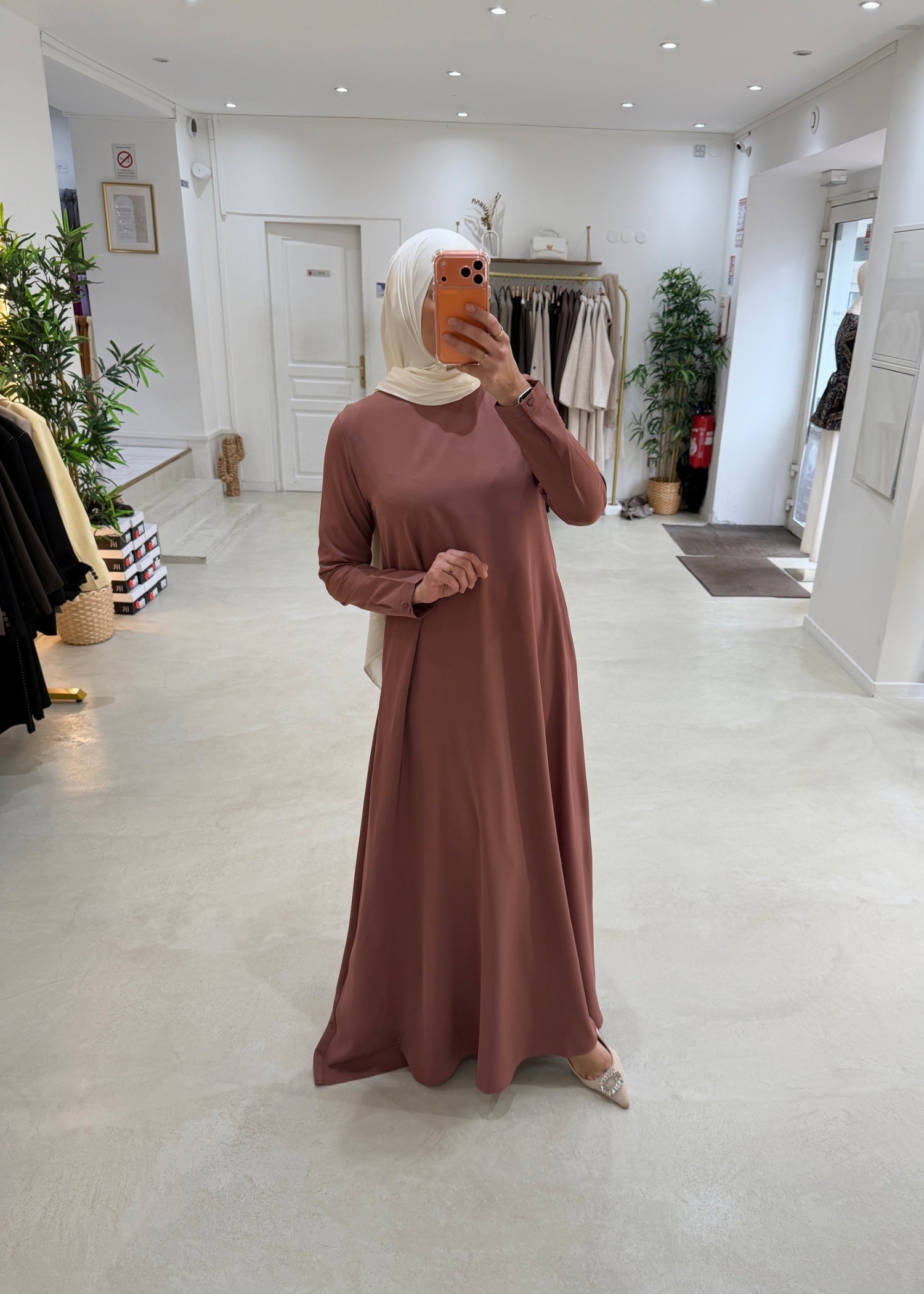 Abaya Selmaya rose