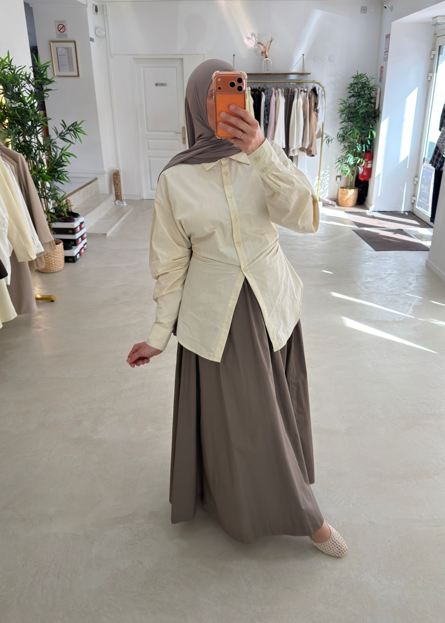 Chemise sculptée jaune