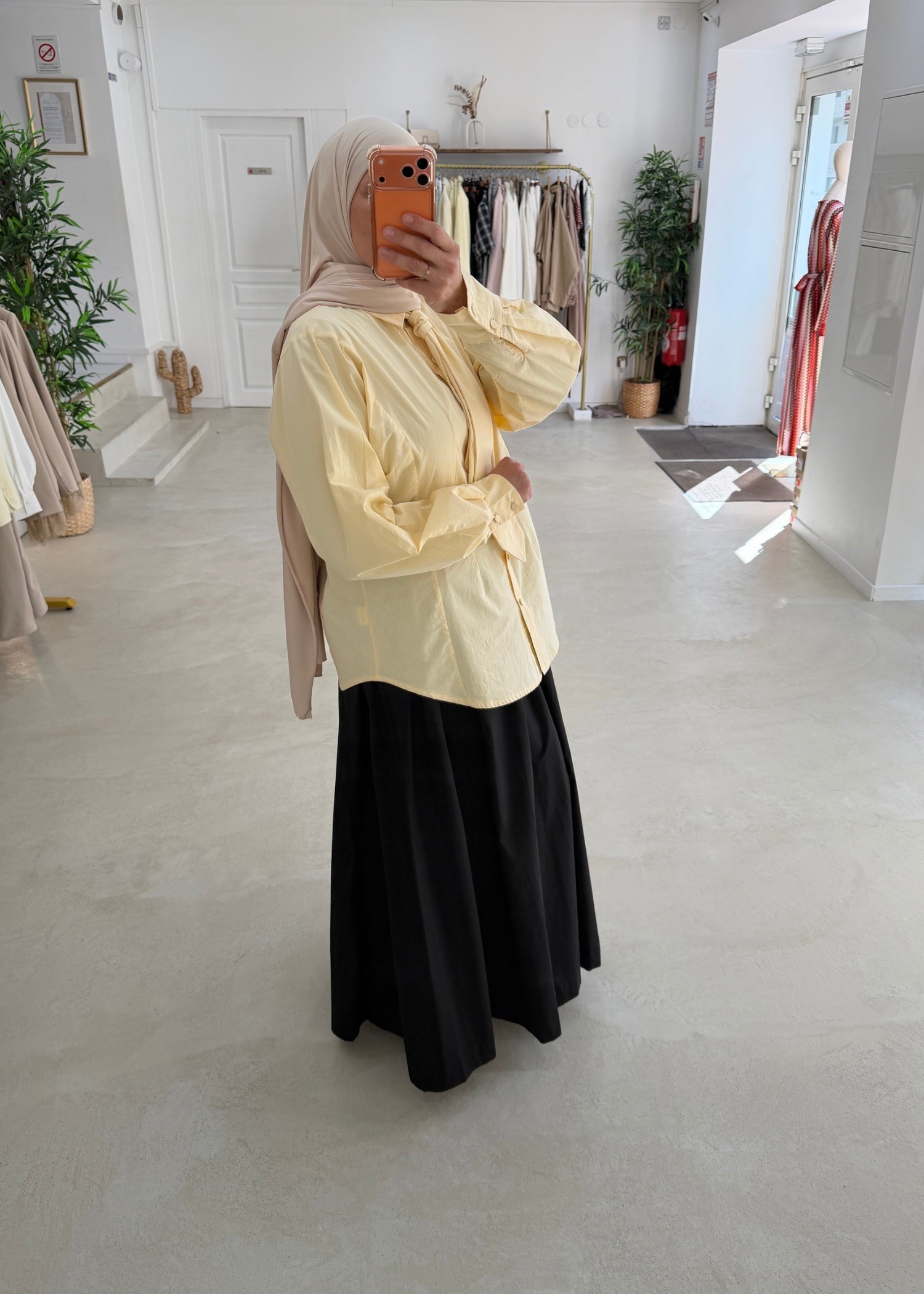 Chemise cravate jaune