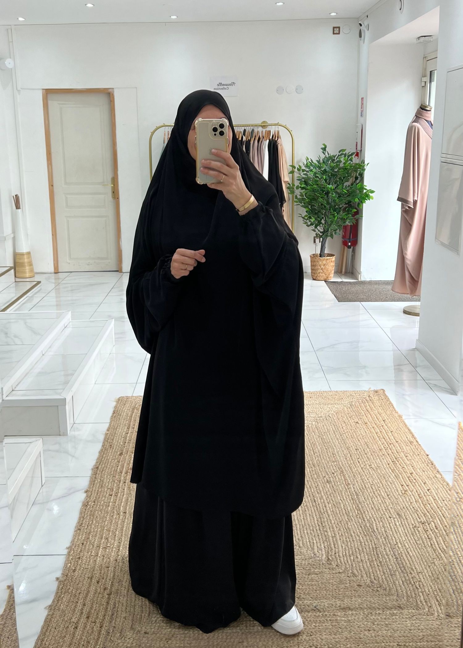 Jilbeb jupe soie de médine noir Jilbeb jupe soie de médine noir